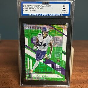 Stefon Diggs 2017 Panini Unparalleled Lime Green Mint 9